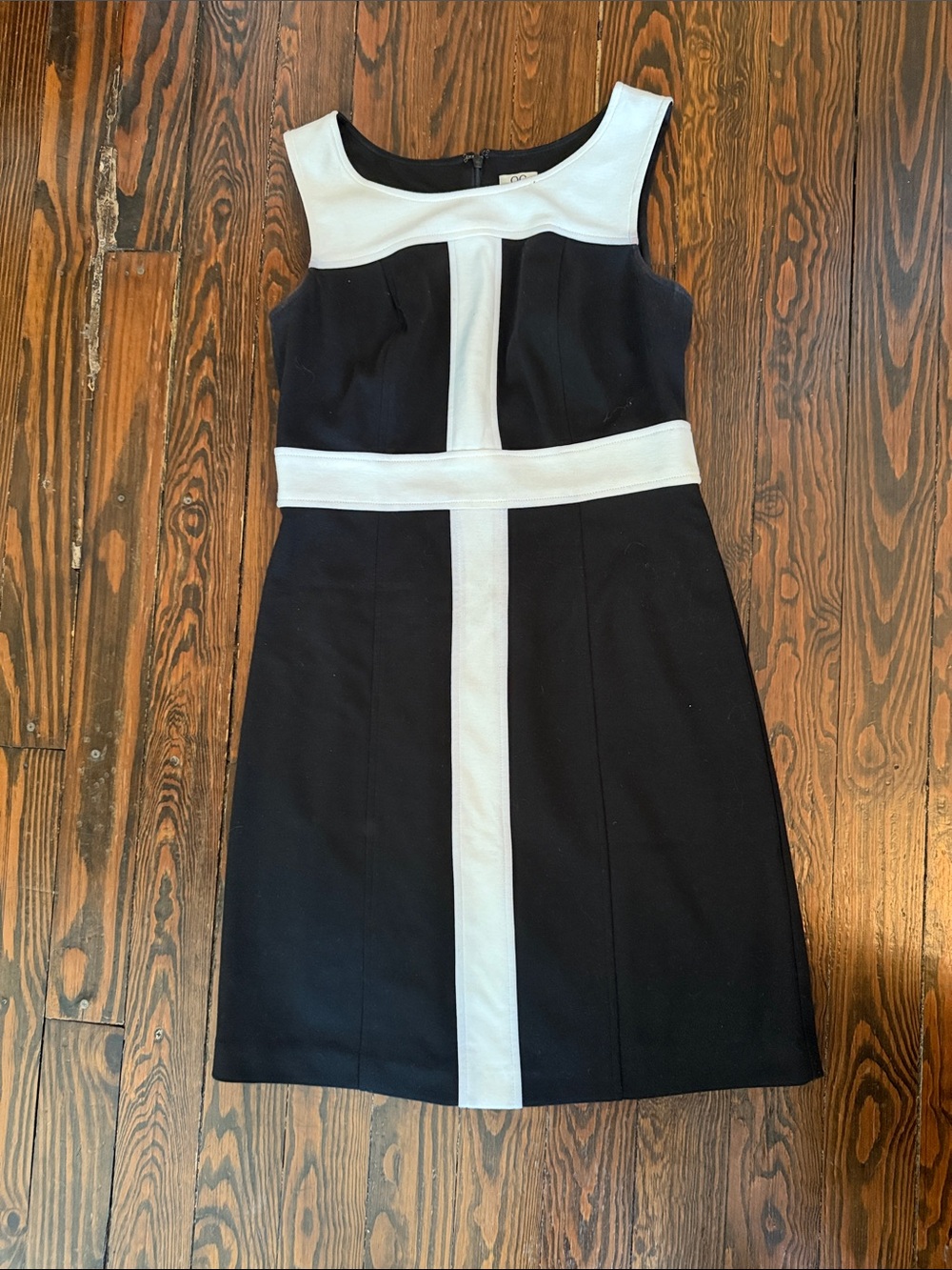 OC by Oleg Cassini Black and White Sleeveless Midi Sheath Dress